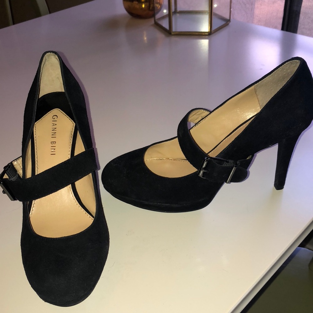 Gianni Bini Pumps